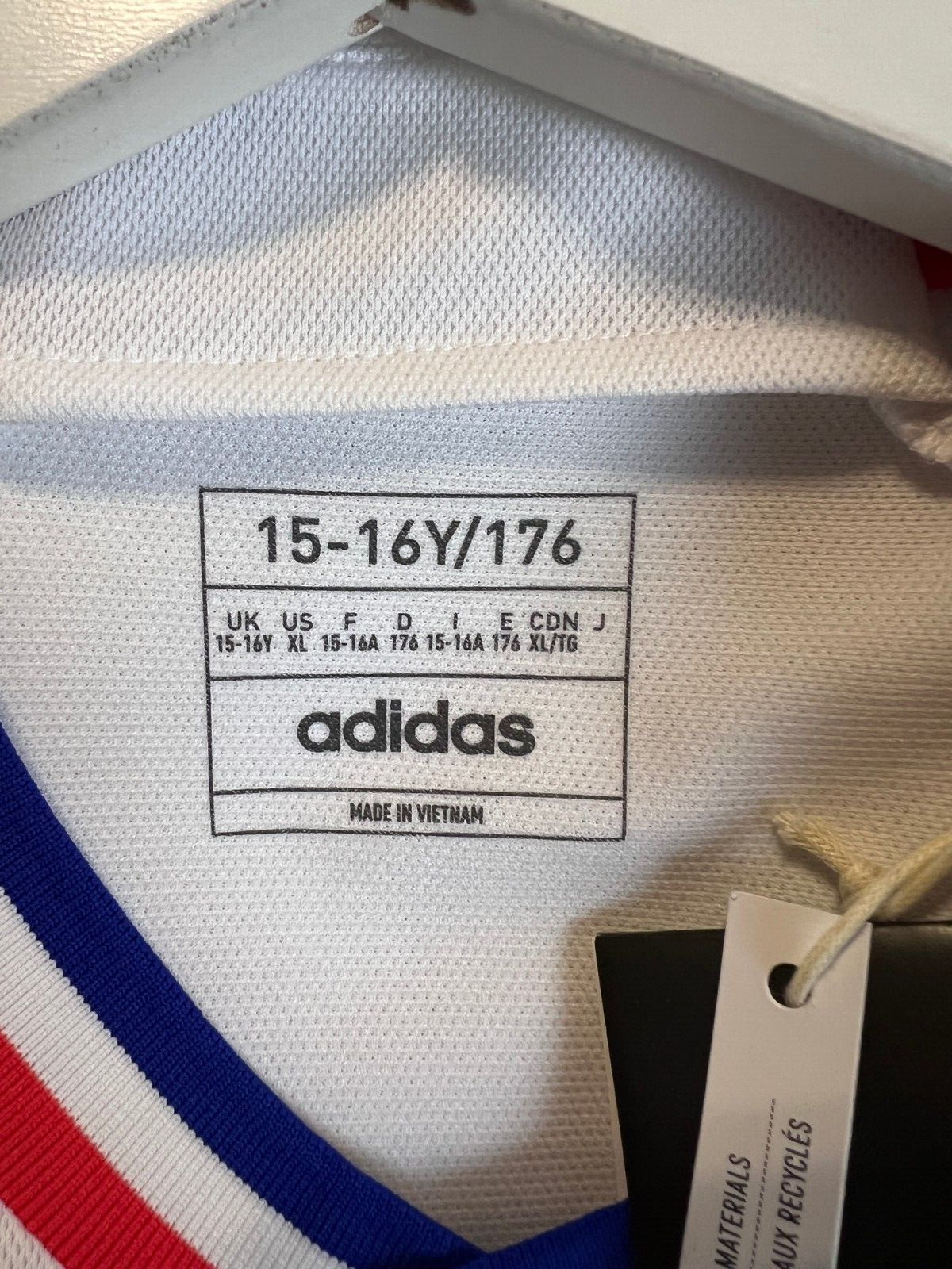 Olympique Lyonnais 23/24 Home Jersey Soccer Football Shirt Adidas Size XL Boys