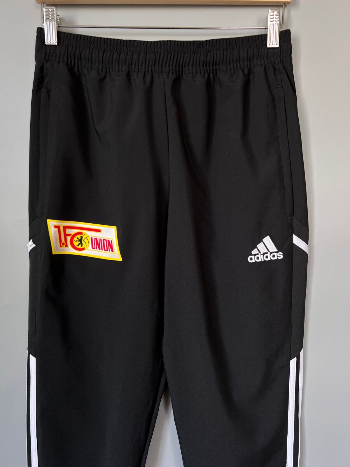 1. FC Union Berlin CON22 Presentation Pants Football Soccer Adidas Mens Size S