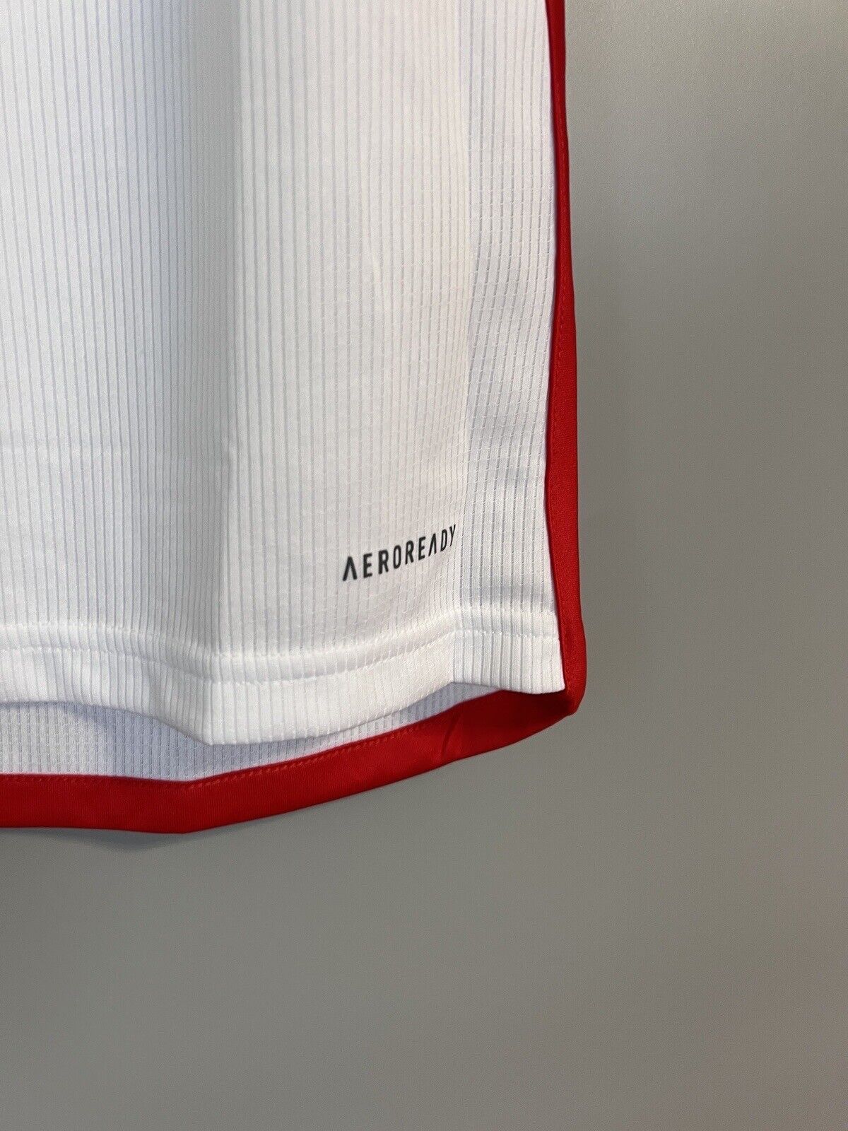 Bayern Munich Jersey 2023/24 Home Mens Soccer Shirt Trikot IJ7442 Adidas Size L