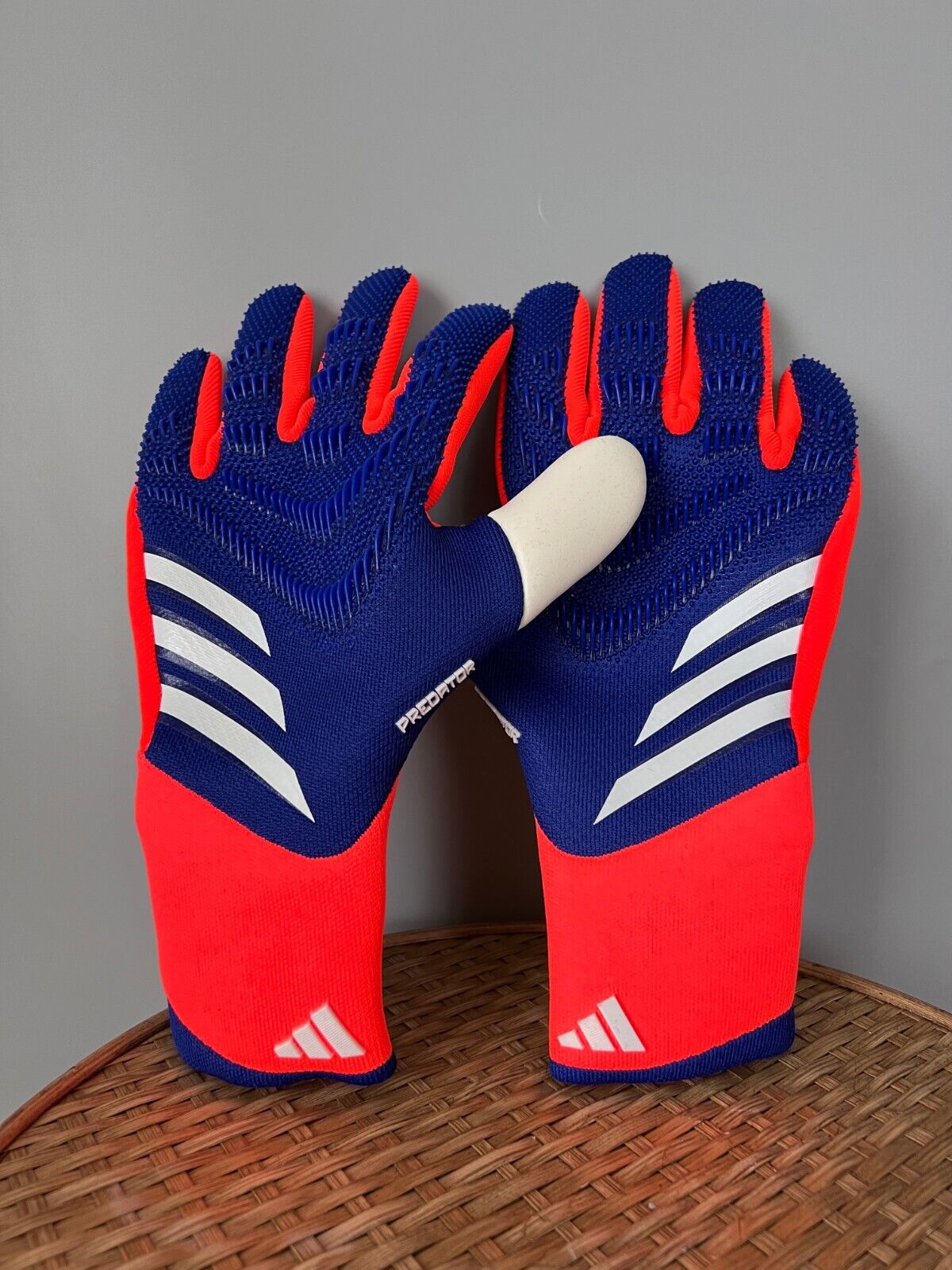 Adidas Predator PRO GL P Goalkeeper Gloves Lucid Blue IS7587 Mens Size 8