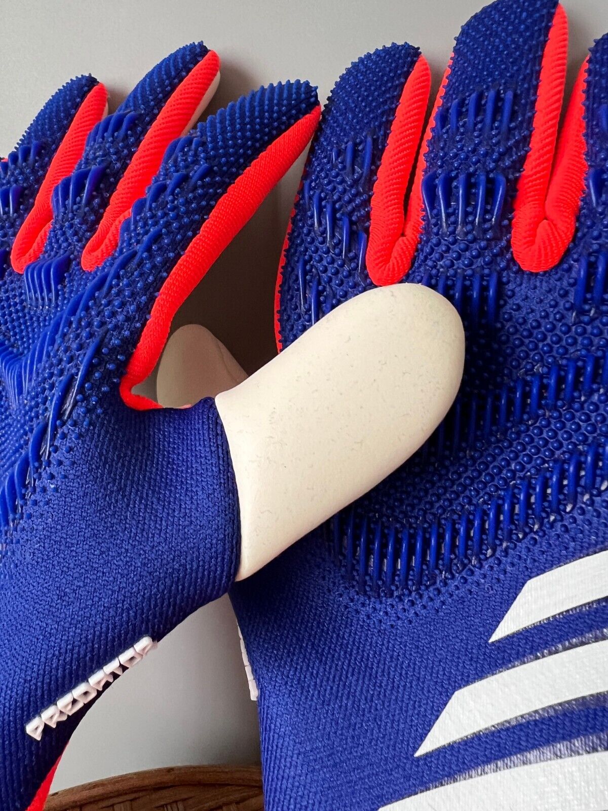 Adidas Predator PRO GL P Goalkeeper Gloves Lucid Blue IS7587 Mens Size 8