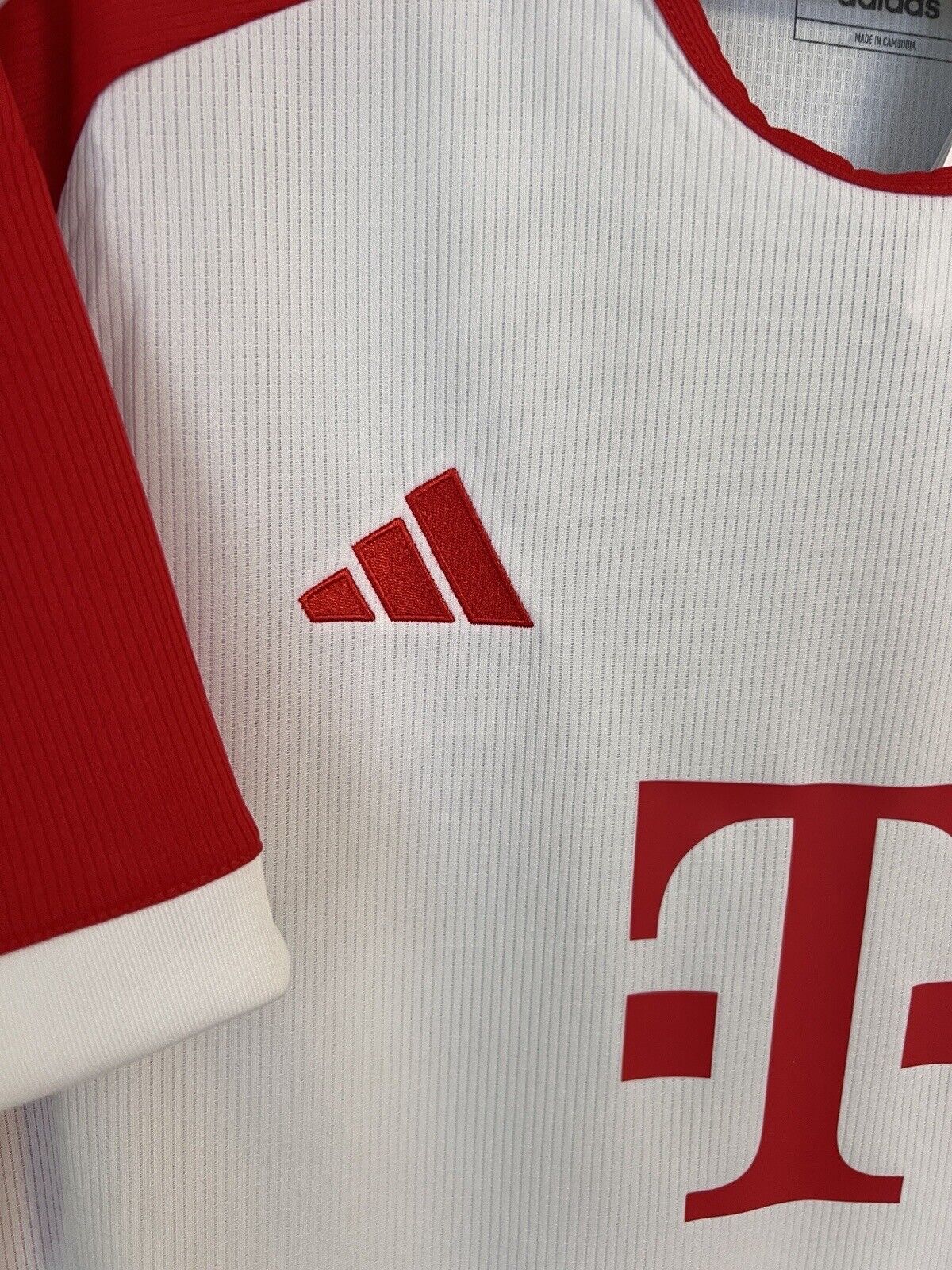 Bayern Munich Jersey 2023/24 Home Mens Soccer Shirt Trikot IJ7442 Adidas Size L