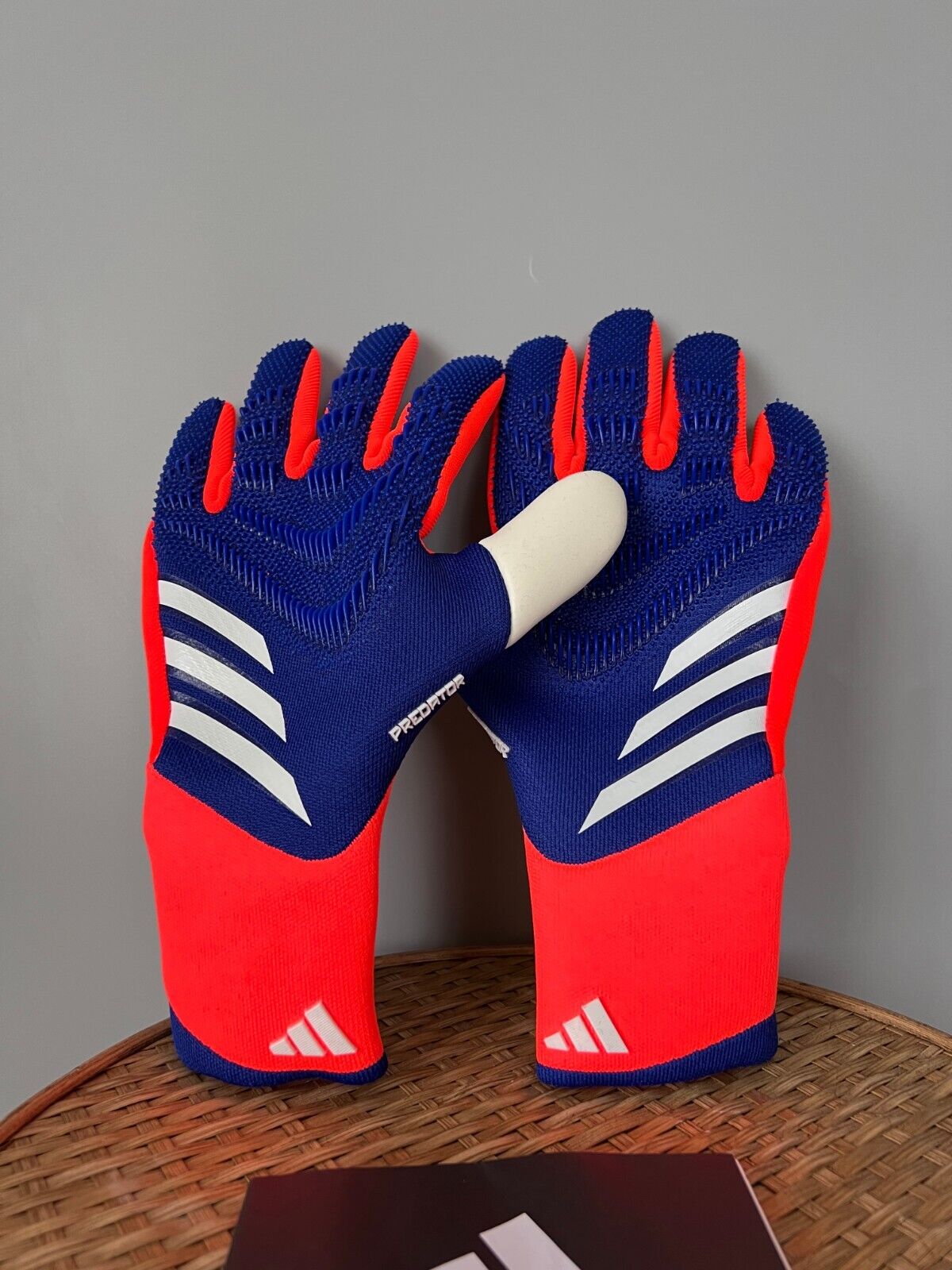 Adidas Predator PRO GL P Goalkeeper Gloves Lucid Blue IS7587 Mens Size 8